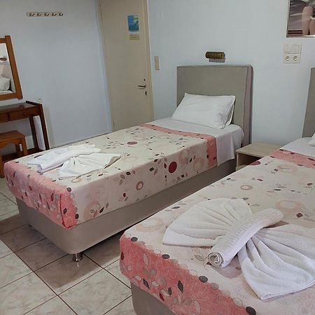 Amadeus Hawaii Apartments & Studios Сидарион Номер фото