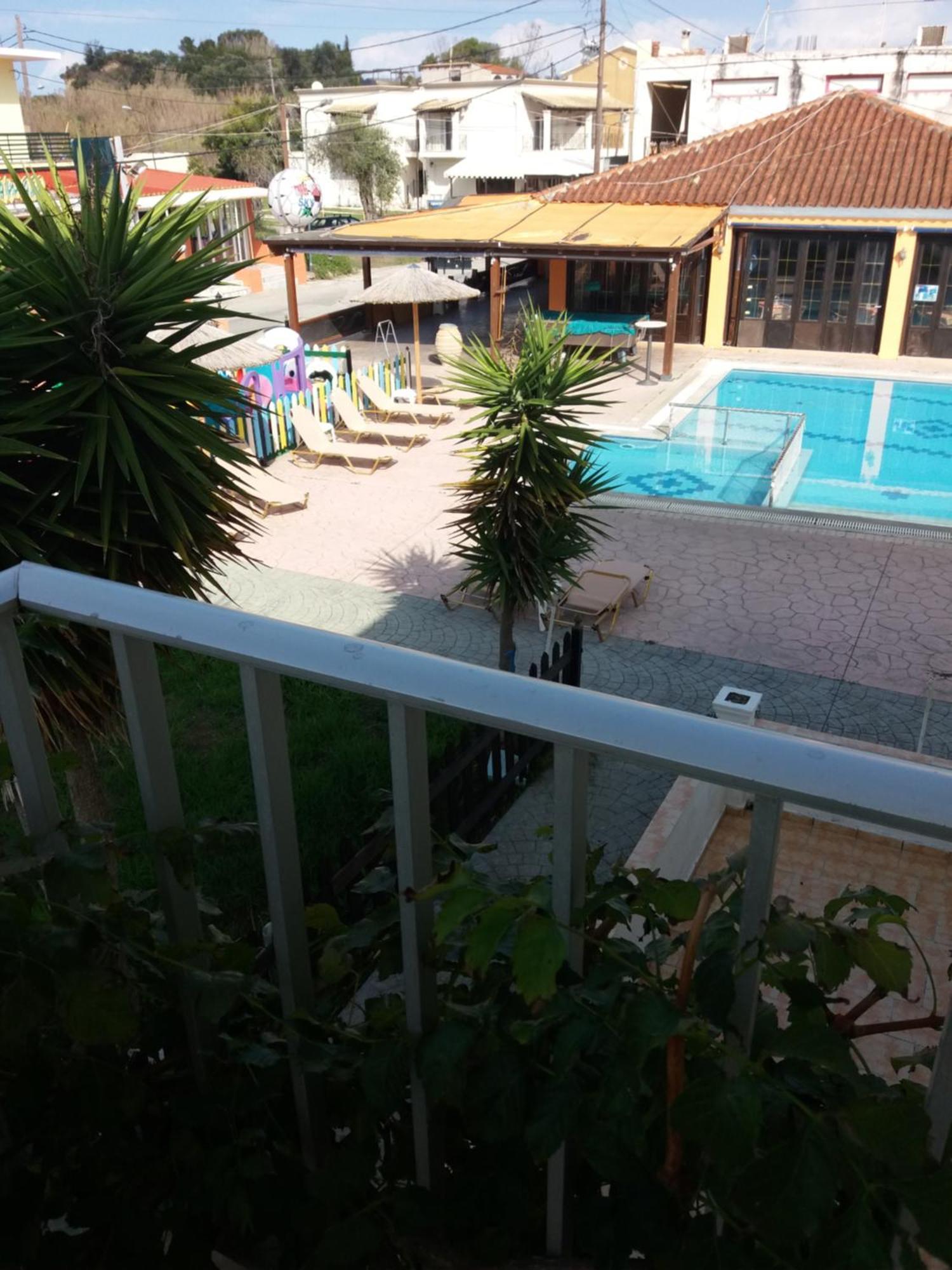 Amadeus Hawaii Apartments & Studios Сидарион Экстерьер фото